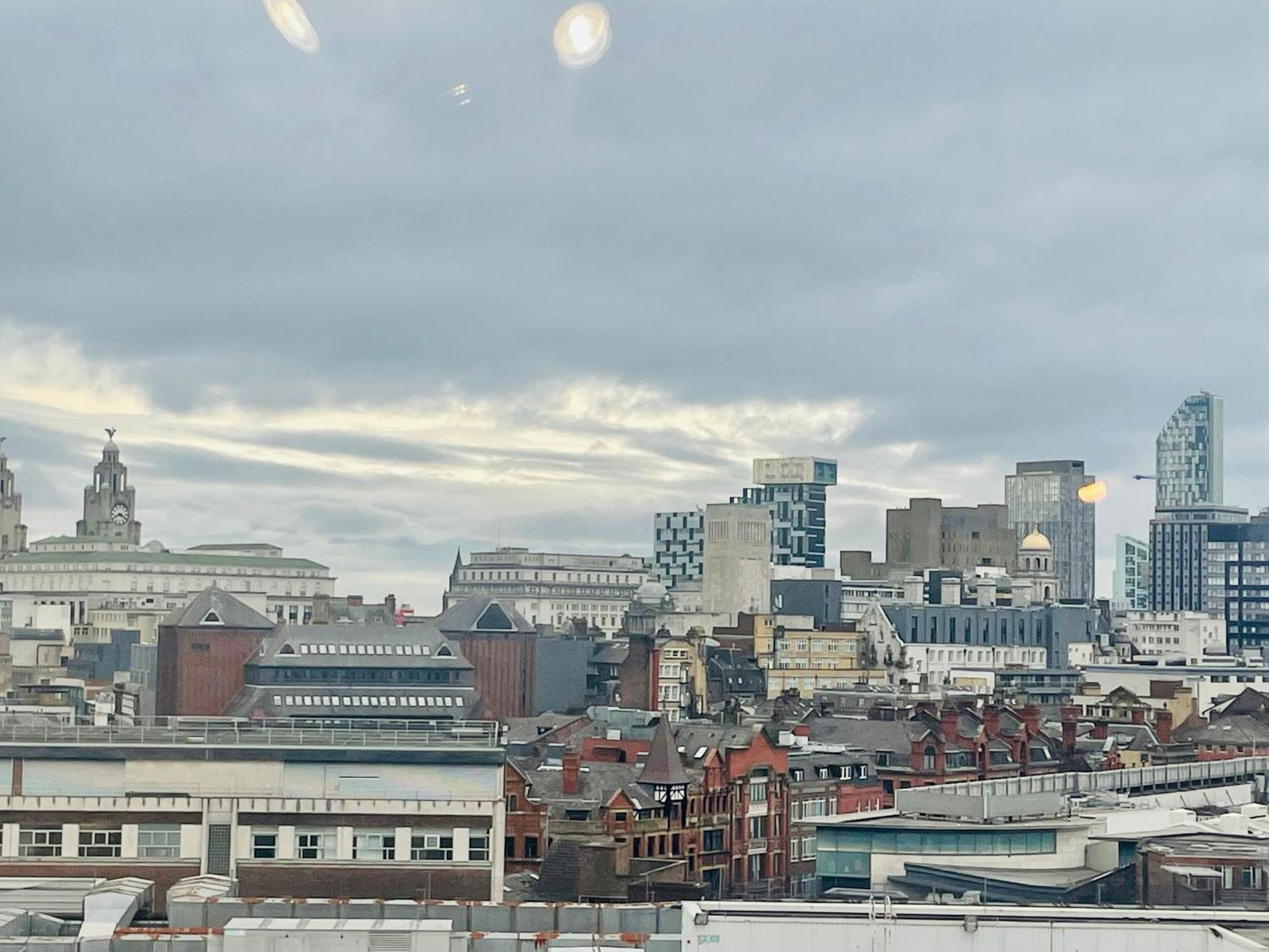 L1 Luxury Living Apartment Liverpool Exterior photo